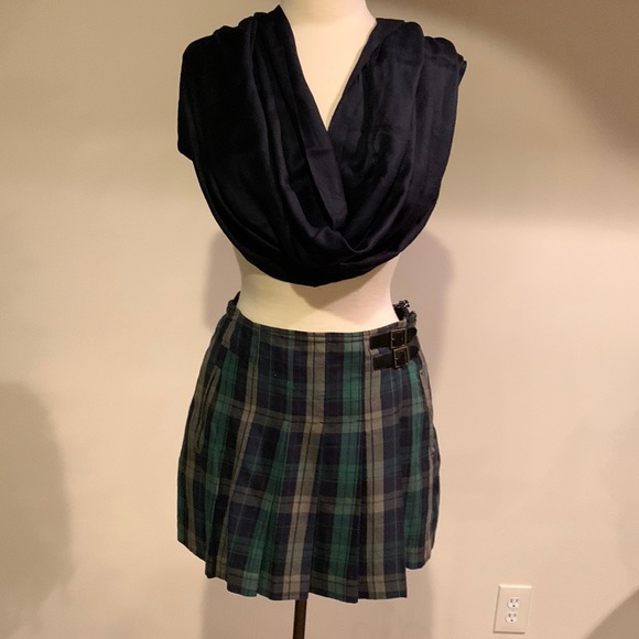 Jessica Simpson Dresses & Skirts - Jessica Simpson Plaid Skirt - Green and Black